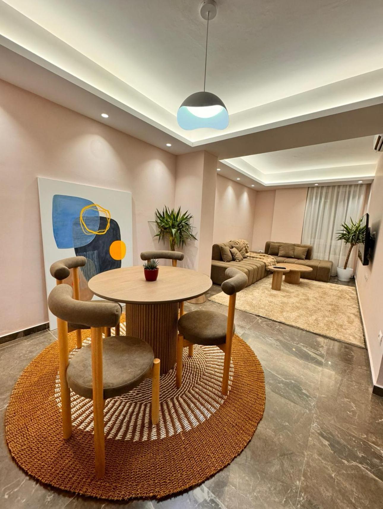 Agate City Center Apartment Тирана Екстериор снимка