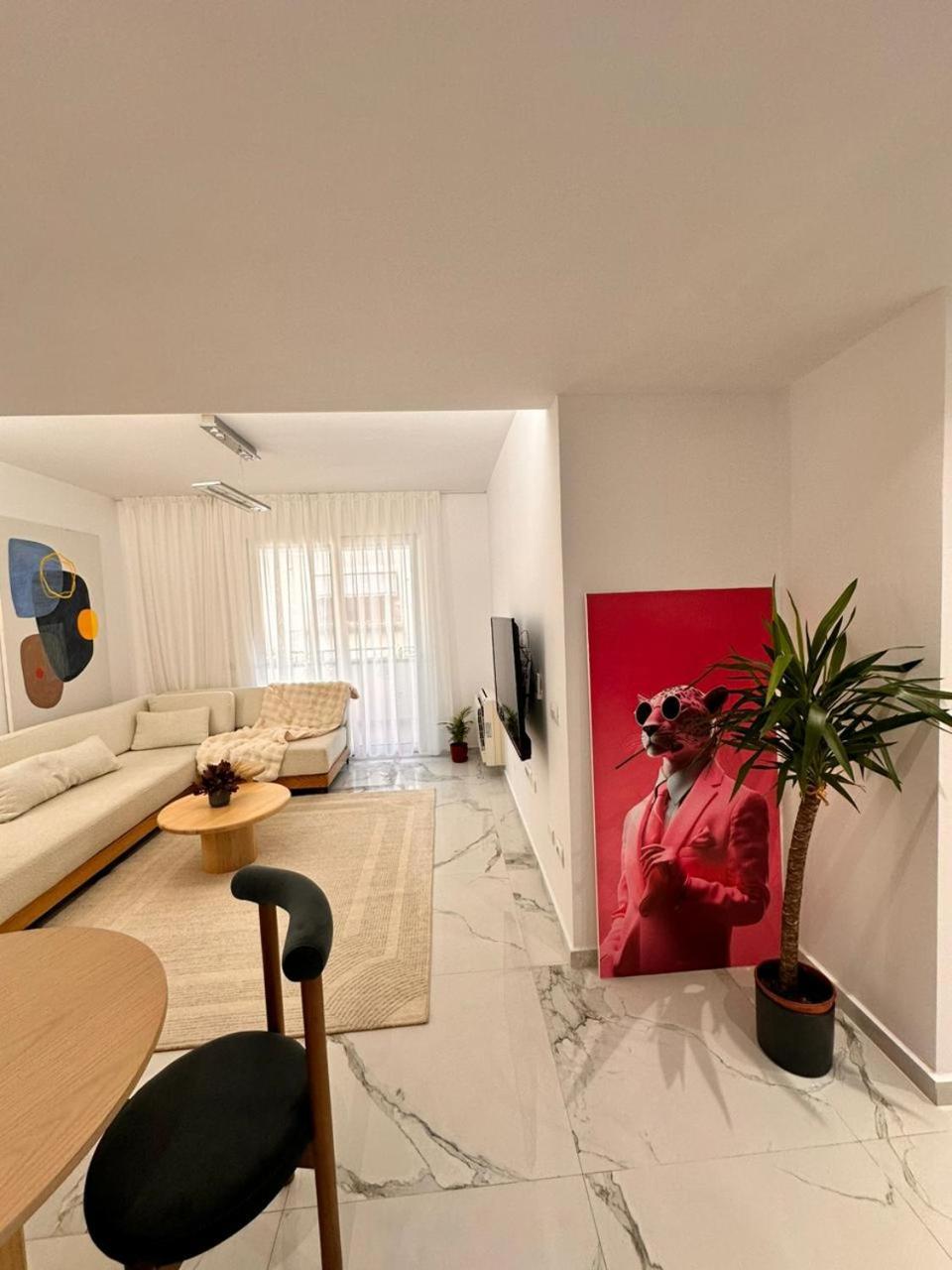 Agate City Center Apartment Тирана Екстериор снимка